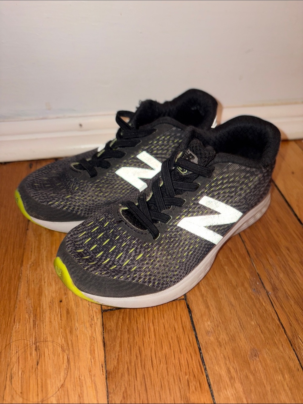 New Balance Kids Black & Lime Athletic Sneakers